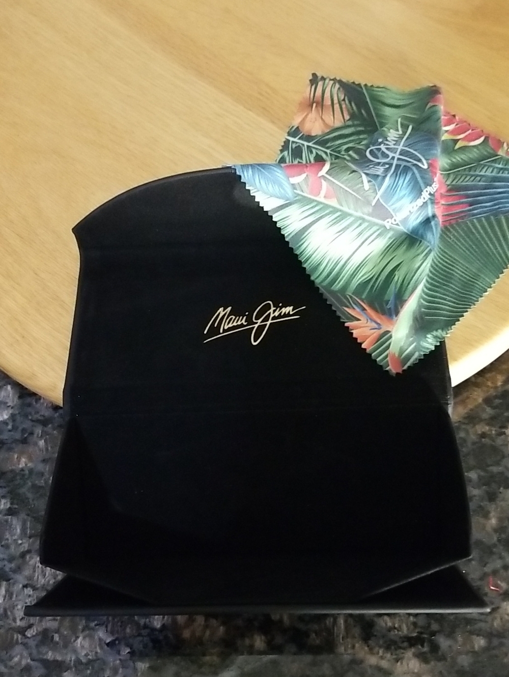 Maui Jim Kaiwi Channel Polarized Wrap Sunglasses - Picture 16 of 16